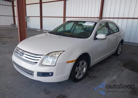2009 Ford Fusion Se z USA, uszkodzony, nr VIN 3FAHP07189R184409